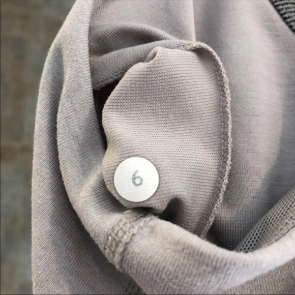 Lululemon Scoop Neck Tank Top - Picture 6 of 7